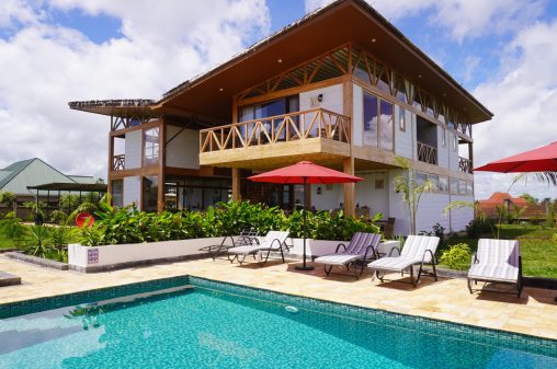 Moyoni Africa Lodge Tours 1