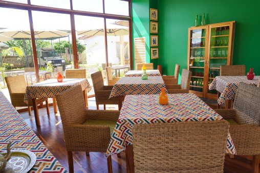 3 Lodge Dining 32